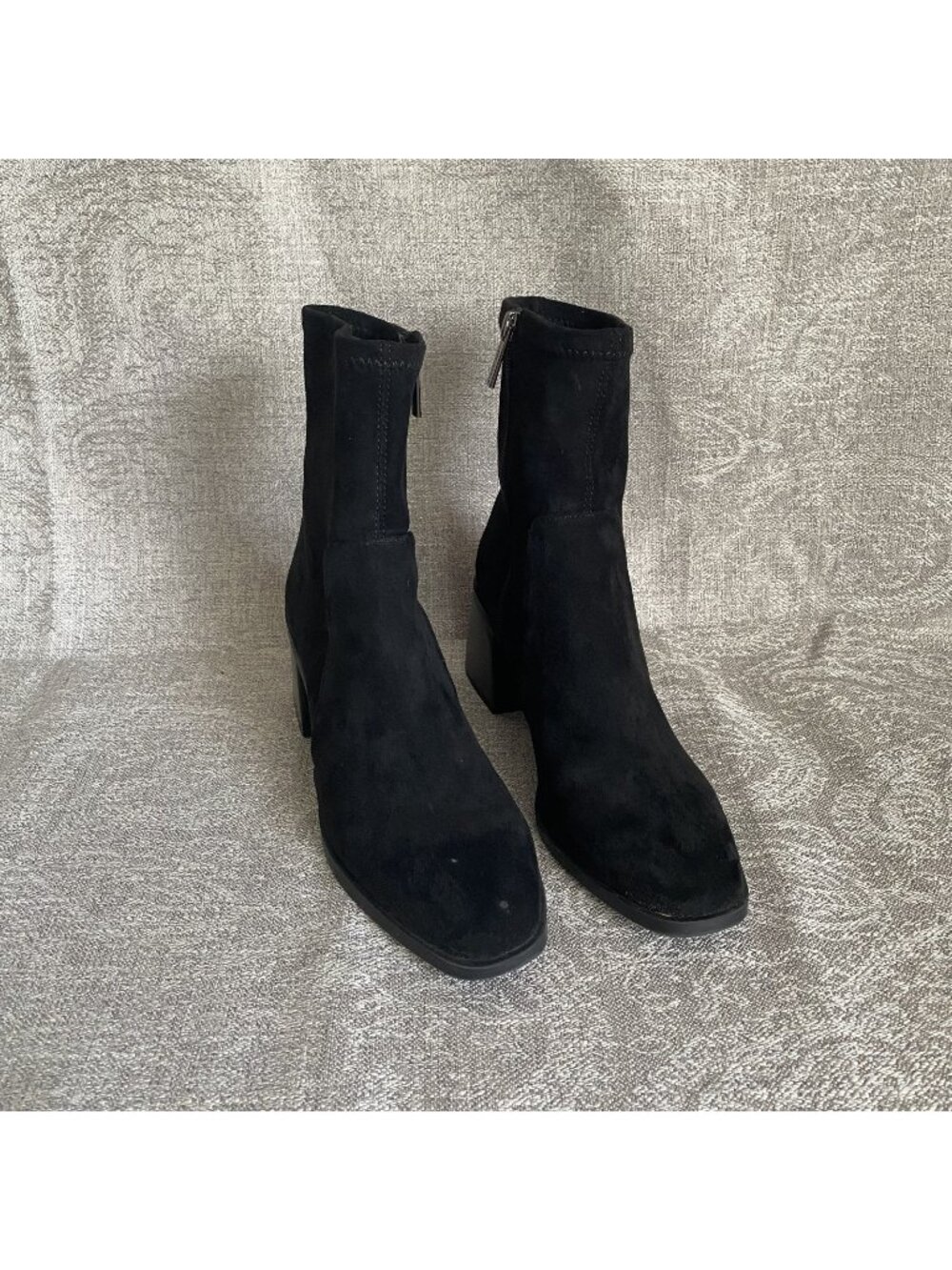 Anne Klein Womens 9.5M Suede Black Ankle Bootie Side Zip Comfort Block Heel